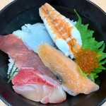 6種盛り並海鮮丼４２０円
